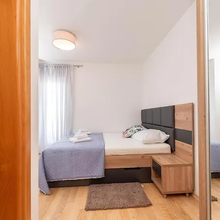 ***rooms Maslina Bed & Breakfast