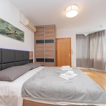 Bed and Breakfast ***rooms Maslina *